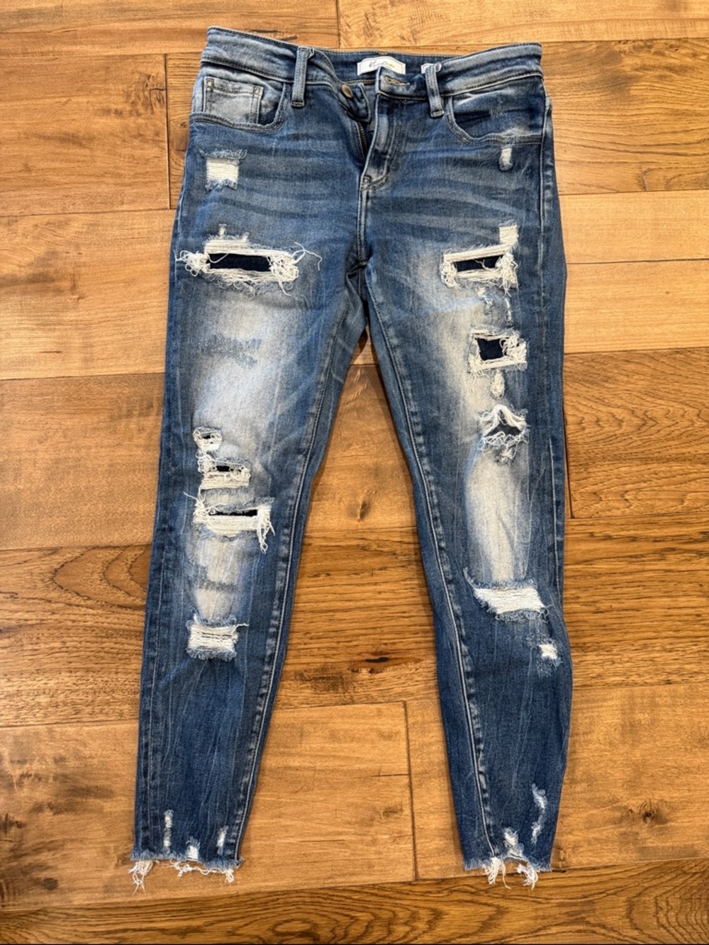 KanCan Distressed Women's Blue Skinny Jeans